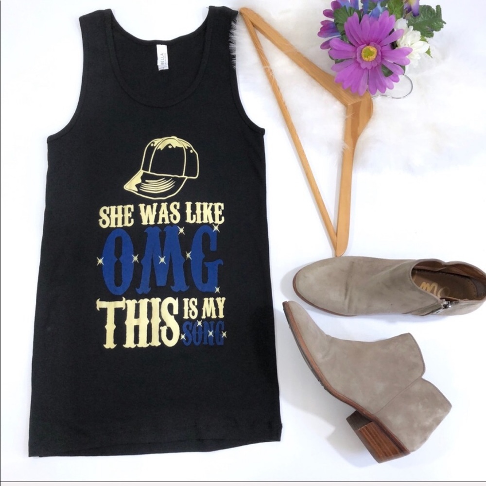 Bella black graphic tee tank top. Size S